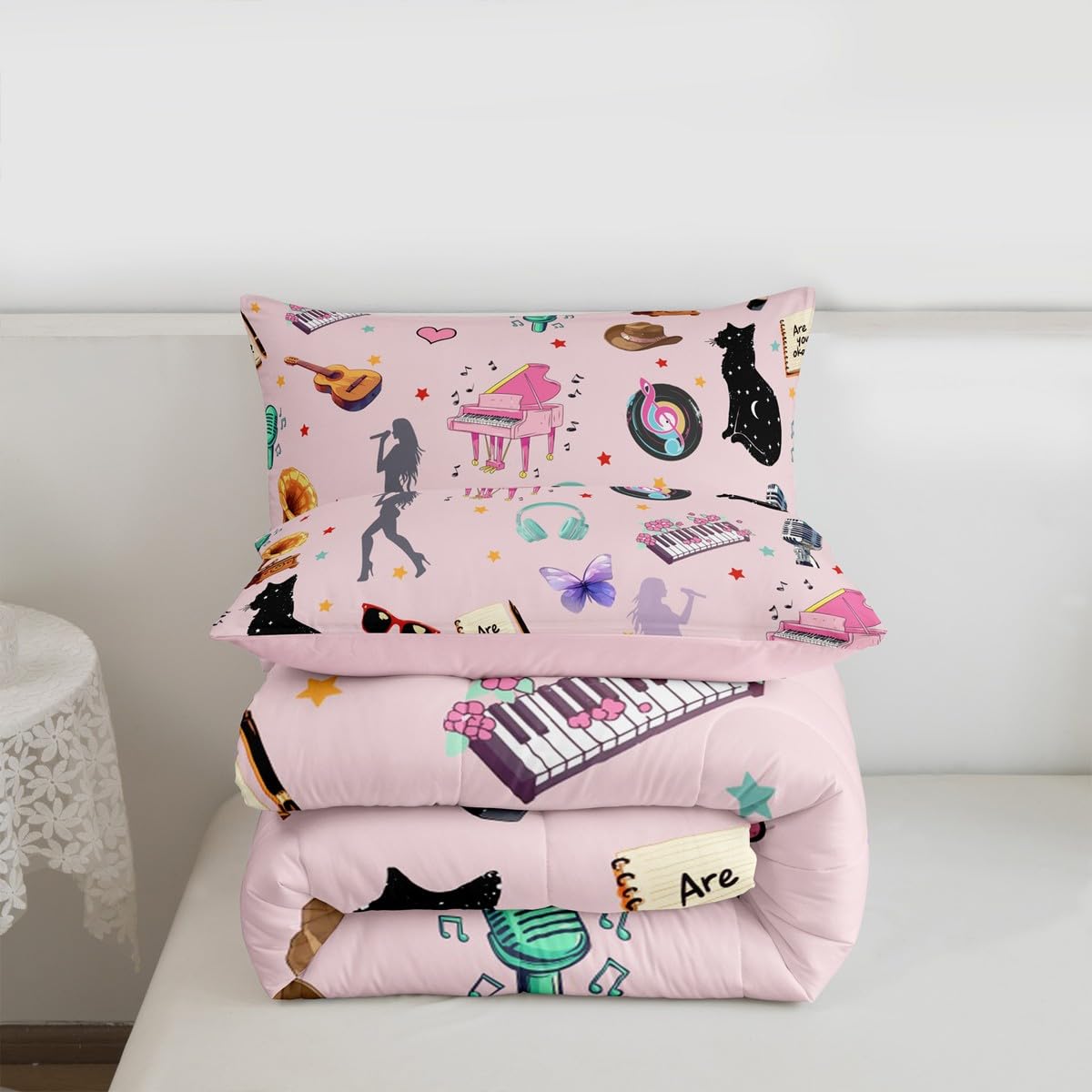 Erosebridal White Pink Bedding Set Full Size Fashion Music Themed Comforter Set Disco Ball Piano Down Comforter for Women Girls Butterfly Cat Animals Duvet Insert Modern Style Decor