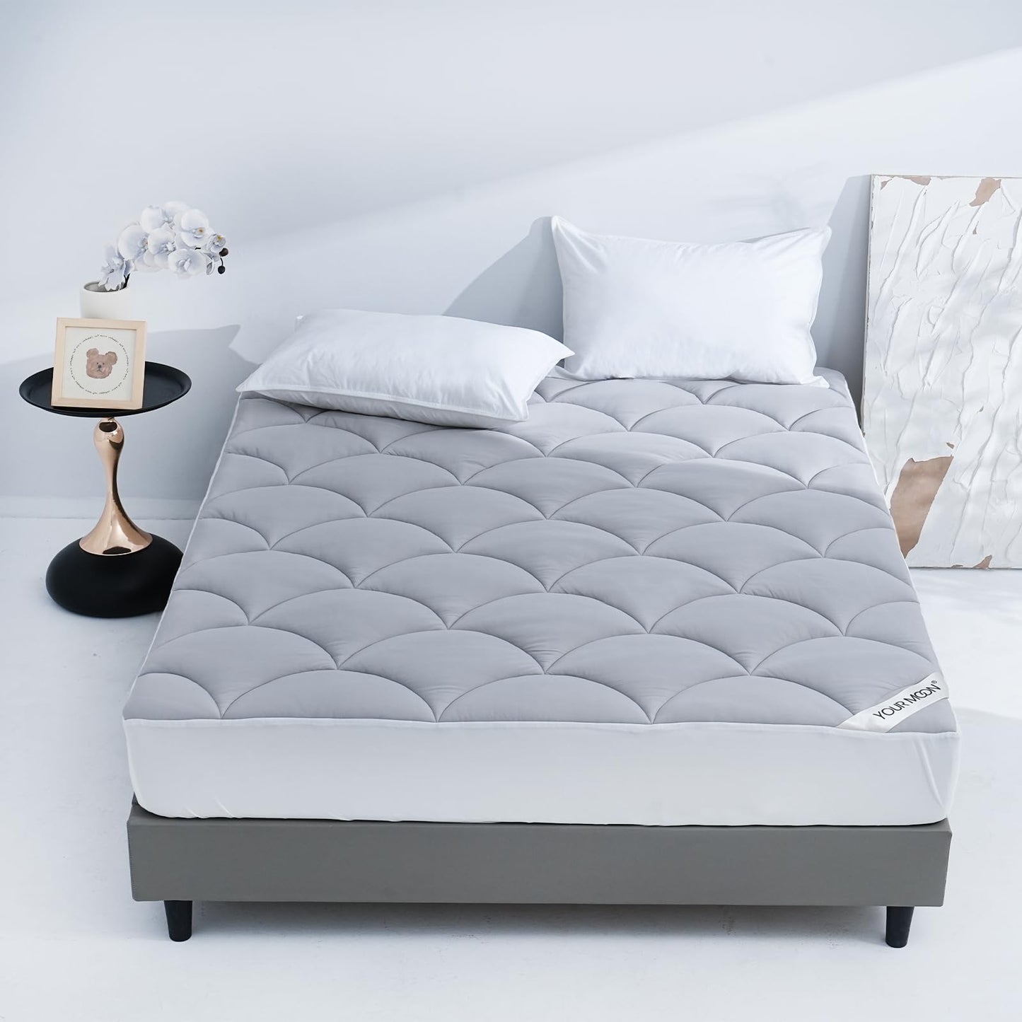 YOUR MOON Cooling Mattress Pad Queen Size, Soft Breathable Pillow Top Mattress Topper for Hot Sleepers, Quilted Fitted Bed Cover with 8”-16” Deep Pocket, 500GSM(Gray)