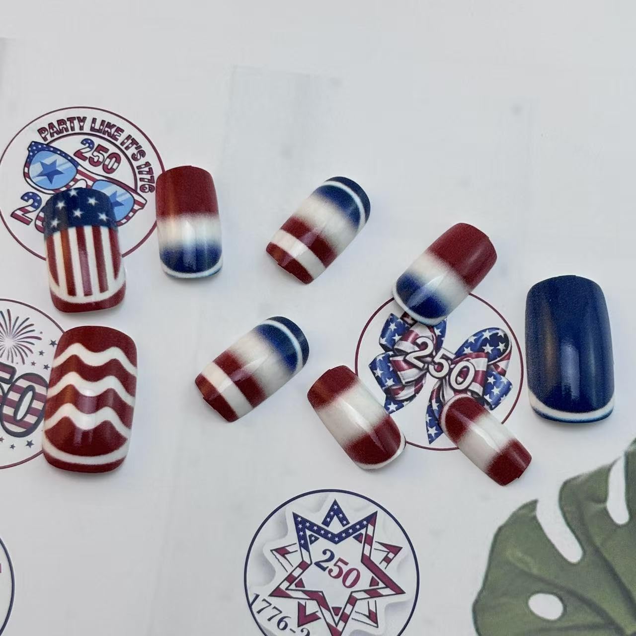 24Pcs Independence Day Press on Nails Medium Square Fake Nails Red Blue Gradient Glossy Stick on Nails National Flag Reusable Glue on Nails Full Cover Acrylic False Nails for Women Manicure