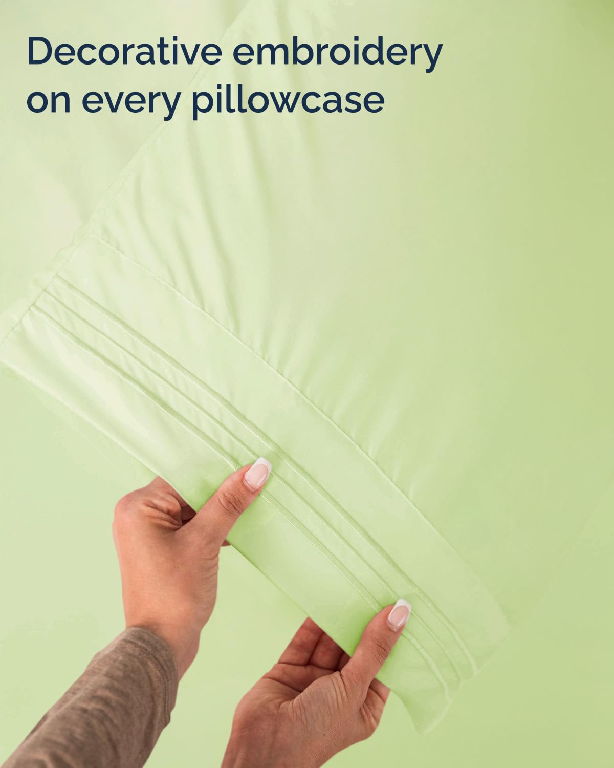 Twin Size 3 Piece Sheet Set - Comfy Breathable & Cooling Sheets - Hotel Luxury Bed Sheets for Women & Men - Deep Pockets, Easy-Fit, Soft & Wrinkle Free Sheets - Light Sage Green Oeko-Tex Bed Sheet Set