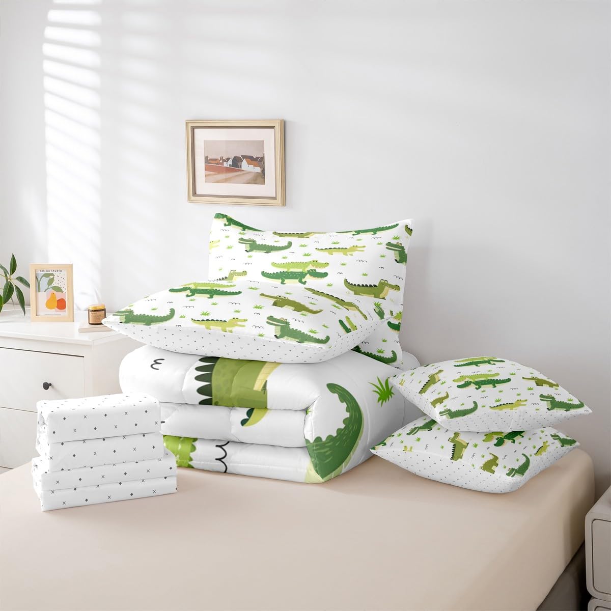 Erosebridal Crocodile 7 Piece Bedding Set King Grass Comforter Set with Sheets Hand Drawn Cartoon Crocodile Simple Bed in a Bag Cute Green Crocodiles Grassland for Kids Boys Girls