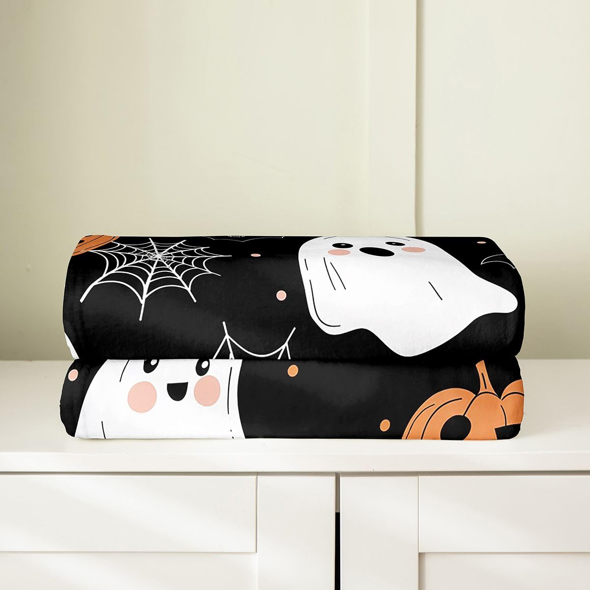 Feelyou Ghost Flannel Blanket Plush Fuzzy Halloween Themed Fleece Throw Blanket for Boys Girls Trick or Treat Plush Lightweight Sofa Throw Spooky Pumpkin 40"x50" for Bed Couch Chair Living Room
