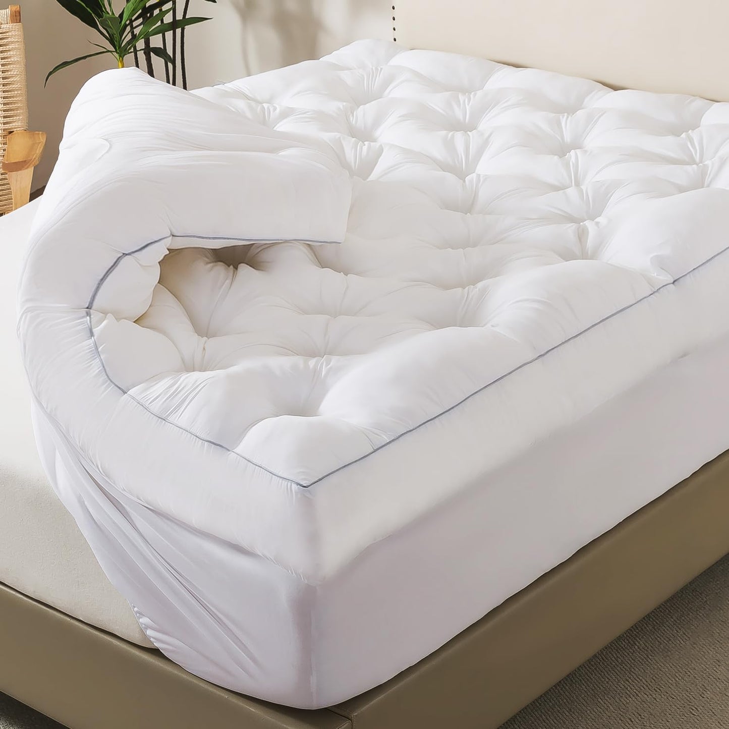 WhatsBedding 5 Inch Memory Foam Mattress Topper Twin Size, Supportive Fluffy Shredded Memory Foam Filled Pillow Top, Extra Soft Bed Topper with Deep Pocket, 39x75 in