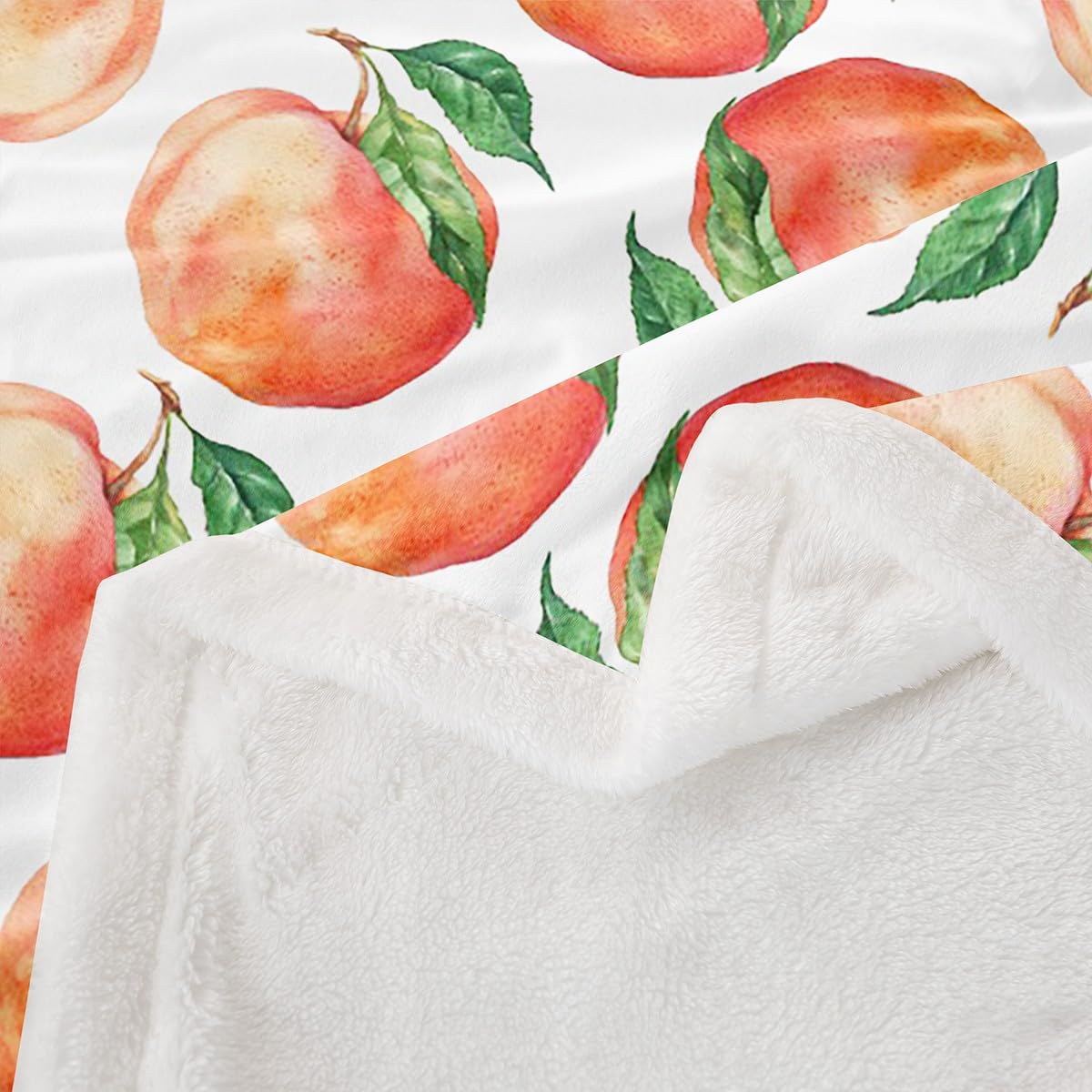 Feelyou Peach Print Plush Blanket Cute Tropical Fruit Peaches Fleece Blanket Red Green Design Sherpa Throw Blanket for Bed Sofa Couch Room Decor Lightweight Fuzzy Blanket Throw 50"x60"