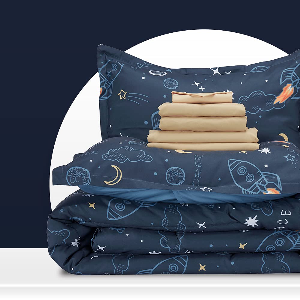 SLEEP ZONE Kids Twin Bedding Comforter Set - Super Cute & Soft Kids Bedding Bed in a Bag Pieces Set with Comforter, Sheet, Pillowcase & Sham (Space Rocket)