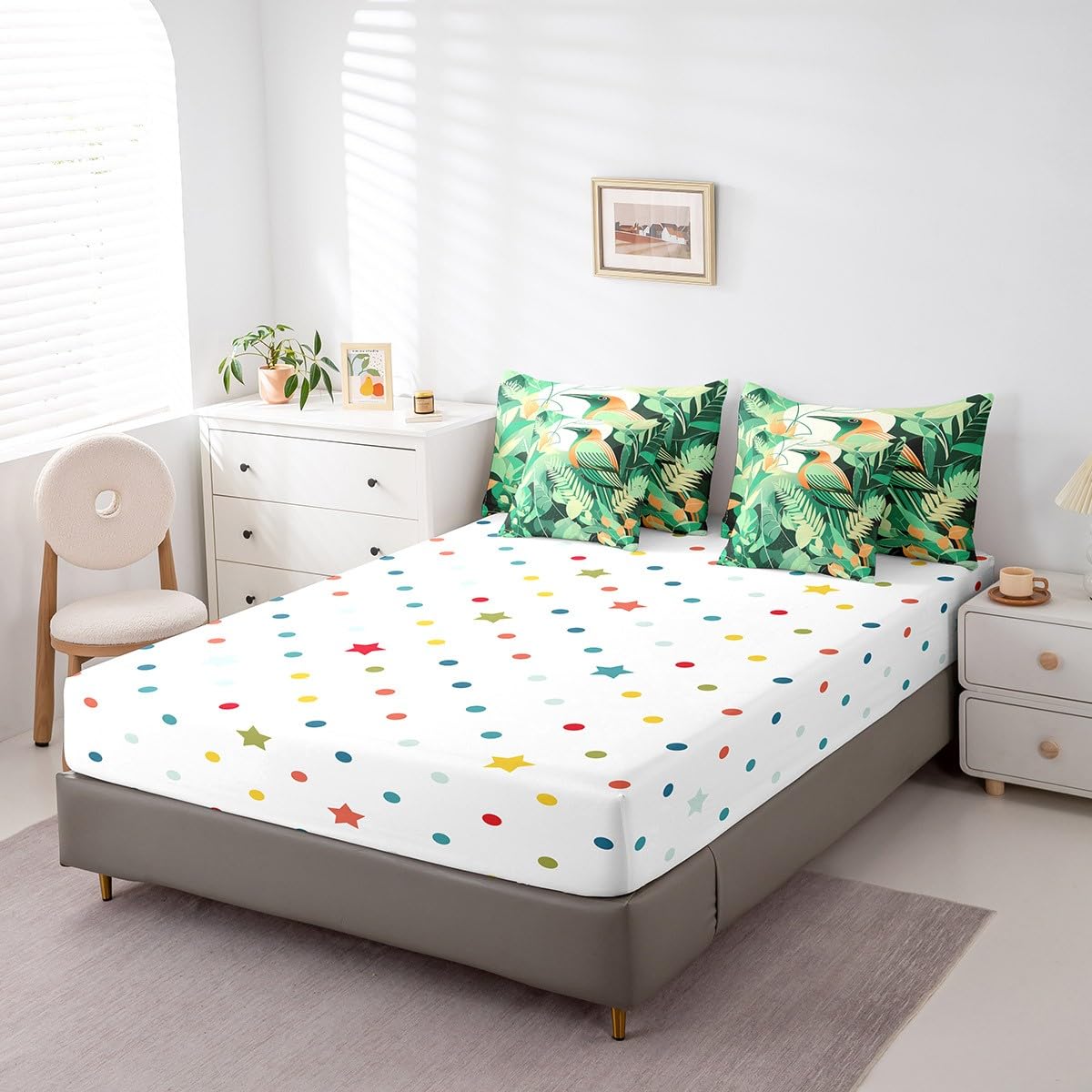 Erosebridal Cartoon Toucan Bedding Set King Size, Palm Leaf Plant Comforter Set, Summer Hawaiian Tropical Kids Teens (Comforter+Fitted+Flat Sheet+2 Pillowcases+2 Throw Pillow Covers) 7 Pieces Bed Set