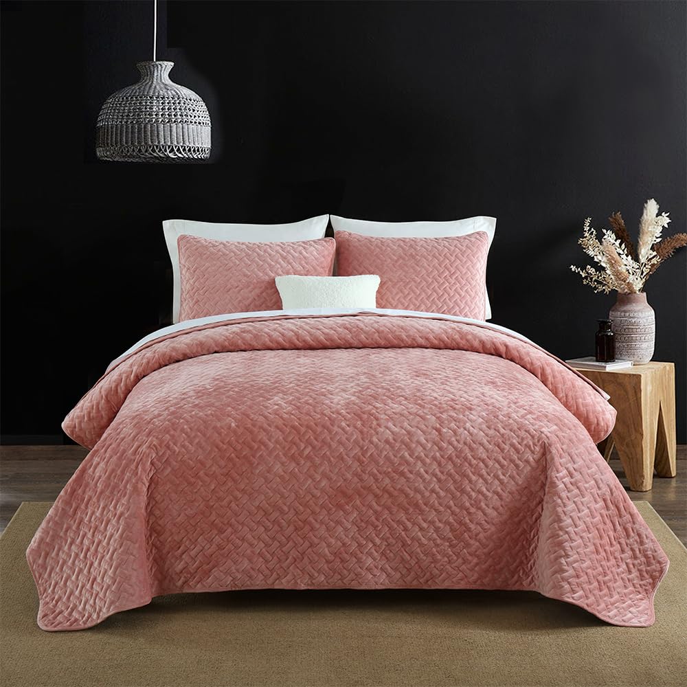 Liians Velvet Bedspread Quilt Bedding Sets,Luxury Soft Velvet Comforters Coverlet Blankets,Weave Stitching Pattern Cotton Quilted Bedspread for All Seasons, Pink,King Size