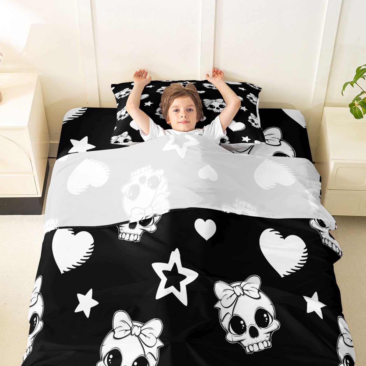 Castle Fairy Cute Skull Bed Sheets Twin Size,Star Love Bowknot Pattern Easy Wash Bedding Set,Cartoon Halloween Skeleton Kids Room Decor,Black and White Sheet(Fitted+Flat+1 Pillowcase)