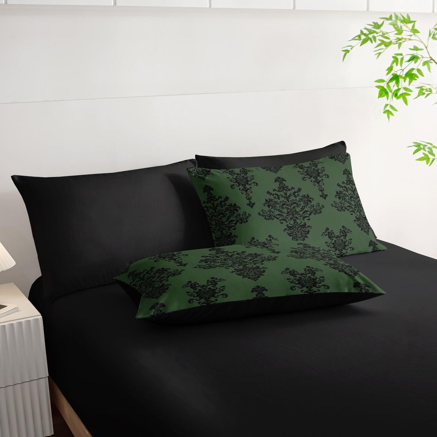 Smell Sunshine 7Pcs Comforter Set Black Retro Pattern Printed Bedding Set with 1 Comforter,1 Flat Sheet,1 Fitted Sheet and 4 Pillowcases for Men and Women Bedroom All Season(Twin)