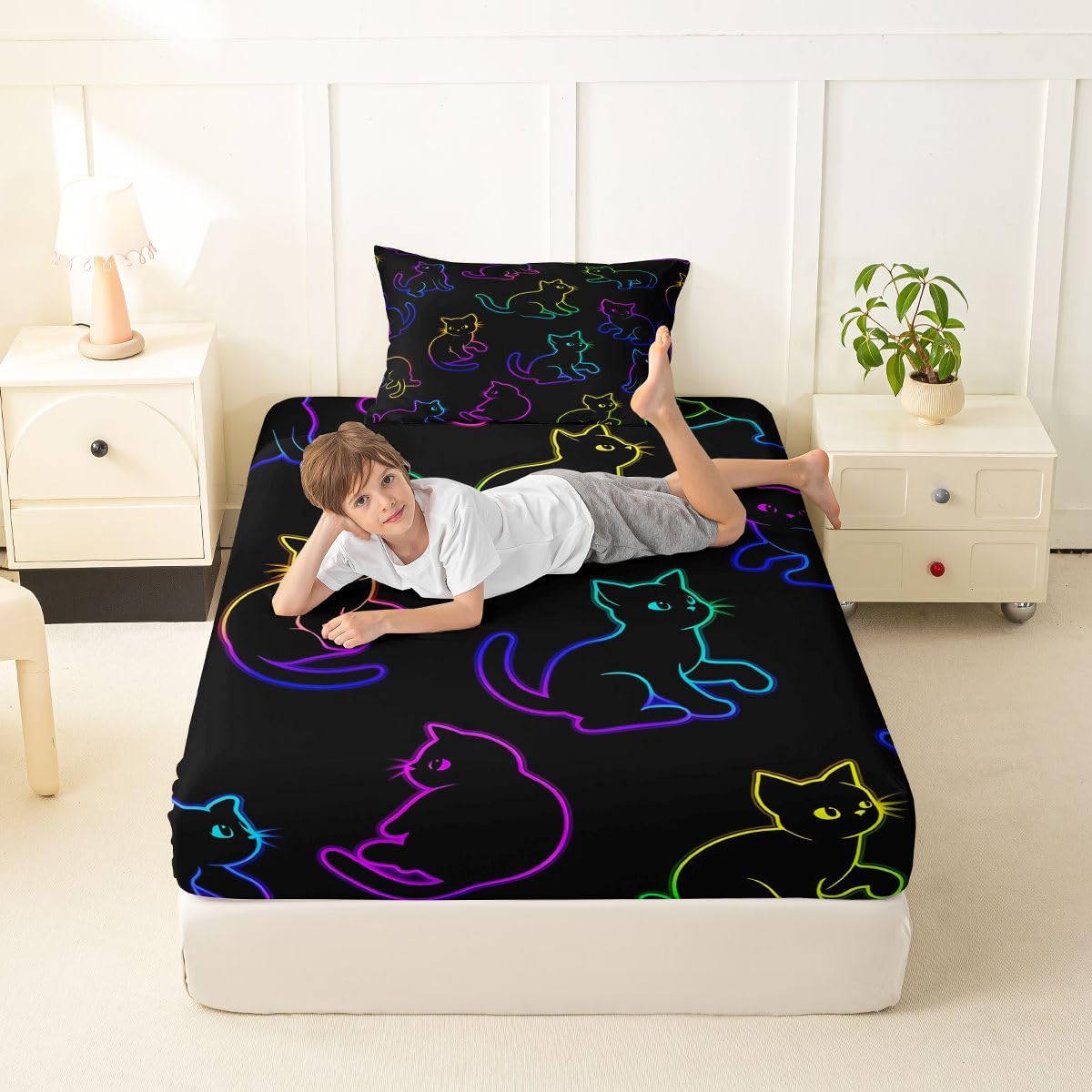 Feelyou Cat Fitted Sheet Twin Size for Kids Boys Girls Halloween Themed Bed Sheets Set 16" Deep Pocket Soft Breathable Microfiber Trick or Treat Bedding with 1 Pillowcase Scaredy Cat Room Decor