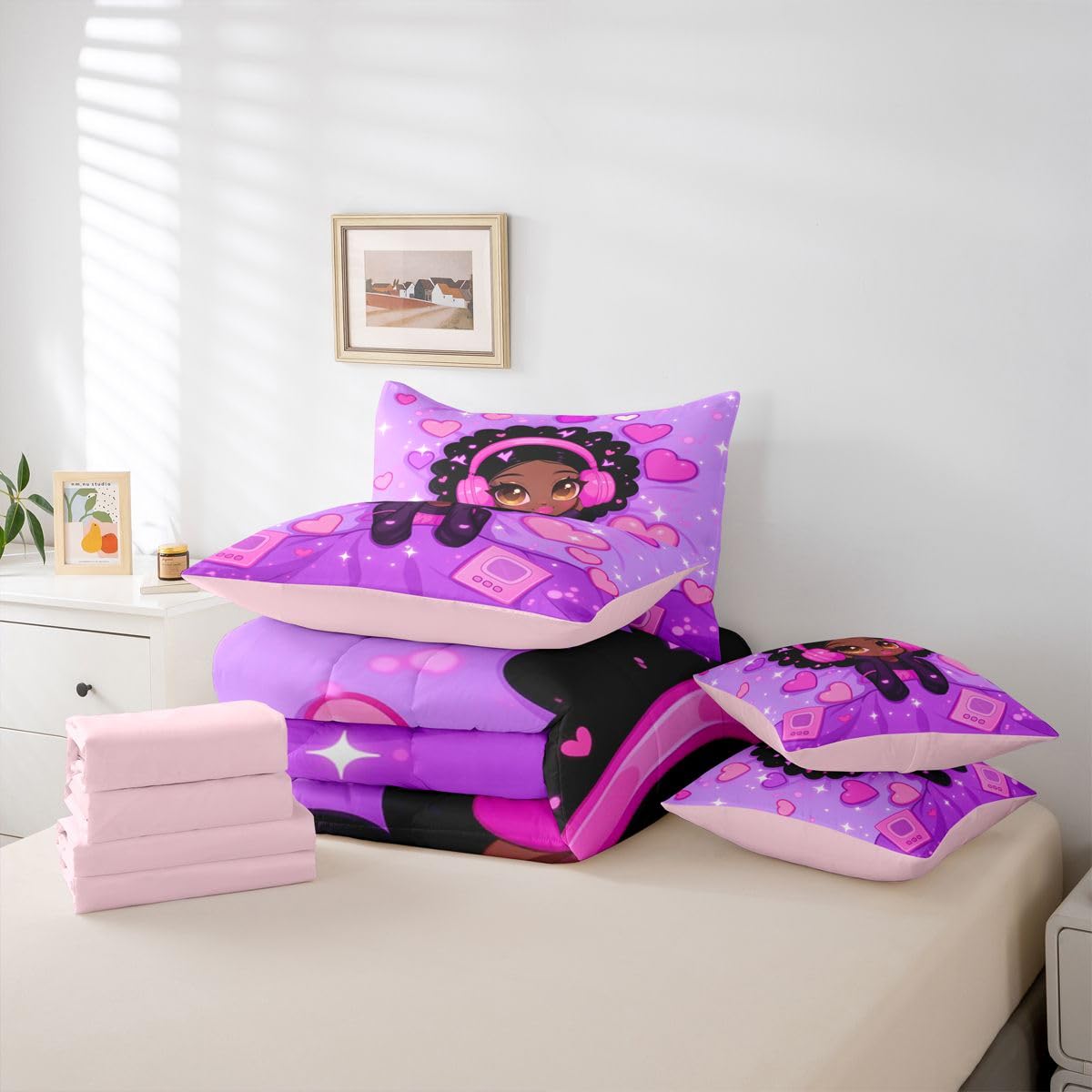 Erosebridal Anime Black Girls Queen Bedding Set Kawaii Pink Headphones Girl Comforter Set with Flat and Fitted Sheet Kids Teen Aesthetic Heart 7-Piece Bed in a Bag Music Theme Quilt Sets