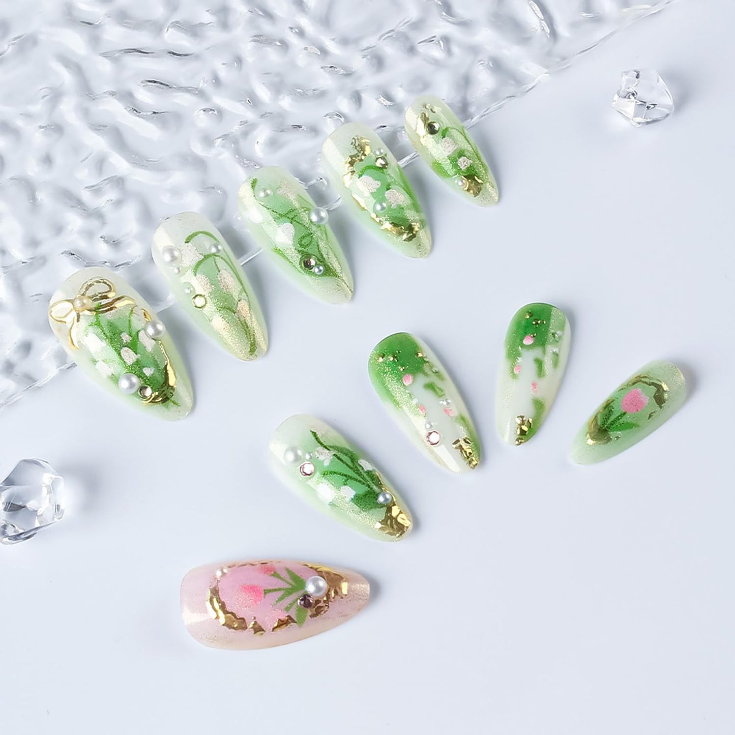 24Pcs Flower Press on Nails Medium Almond Fake Nails Green Leaf with White Flower Design Gilding Full Cover Artificial Glue on Nails Handmade False Nails Spring Summer Stick on Nails for Women DIY