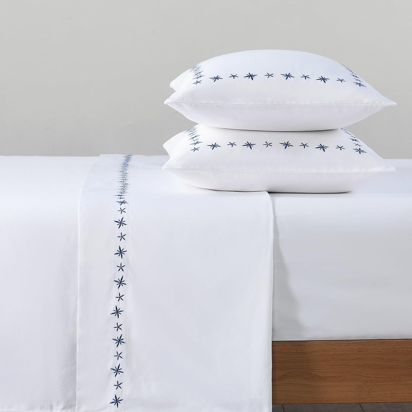 PANDATEX Luxurious 100% Cotton White Embroidered Sheets - 80s Ultra Soft Yarn, High End Hotel Quality Sateen Bedding for King Size Bed with 16'' Deep Pocket, Blue Daisy Design