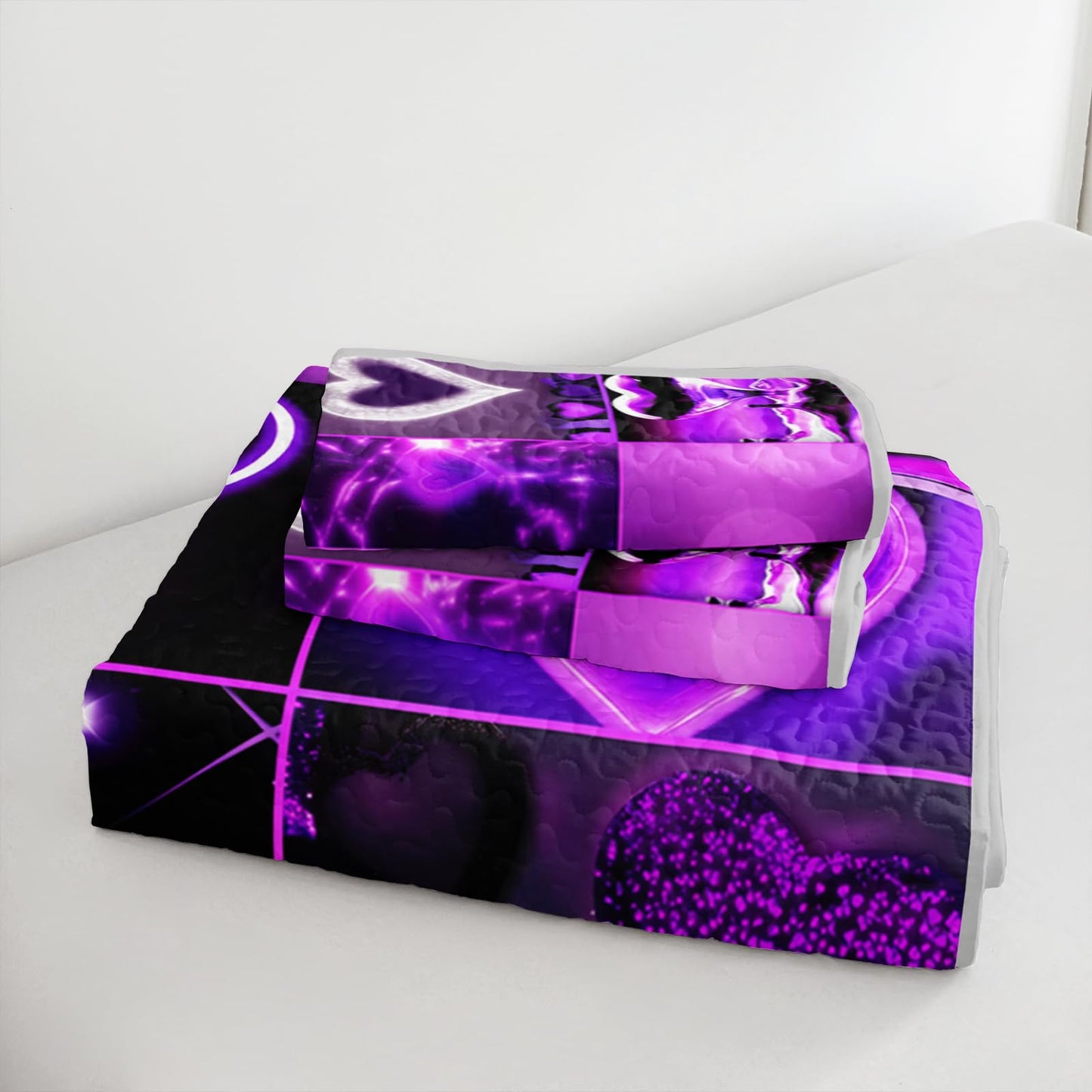 QOOMO Hearts Print Kids Quilt Set,Purple Bedding Set for Boys Girls Room Decoration,Bed Set Microfiber Lightweight All Season Twin Size,1 Quilt Set 2 Pillowcases