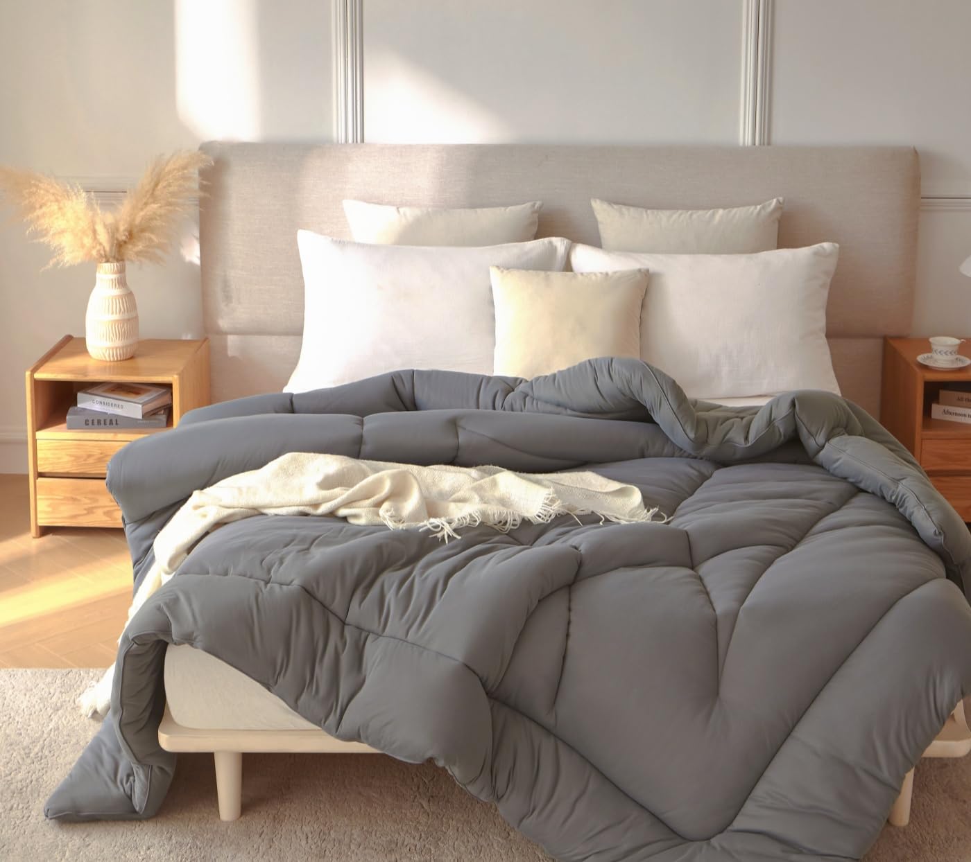 Yuncojin Down Alternative Comforter King Size,Soft Fluffy Duvet Insert for All Seasons,Lightweight Winter Bed Quilt,Skin Friendly,Gray,104"x90"