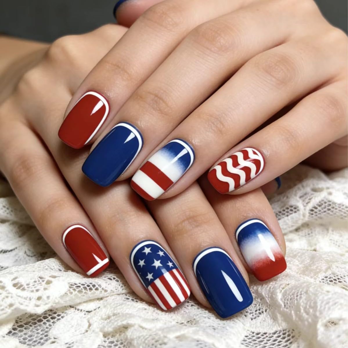 24Pcs Independence Day Press on Nails Medium Square Fake Nails Red Blue Gradient Glossy Stick on Nails National Flag Reusable Glue on Nails Full Cover Acrylic False Nails for Women Manicure