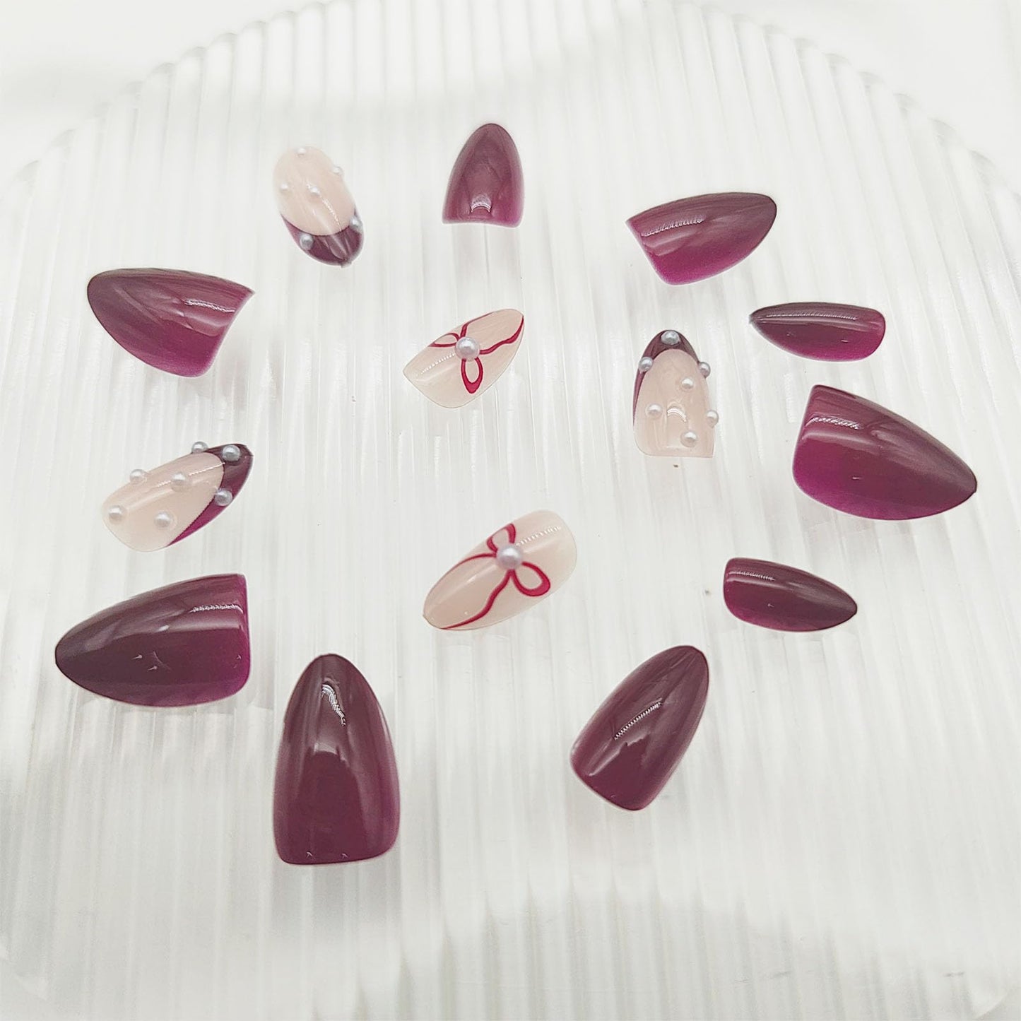 French Tip Press on Nails Short Almond Fake Nails Wine Red Rhinestone Bow Design Stick on Nails Full Cover Reusable Glue on Nail Women Manicure 24Pcs