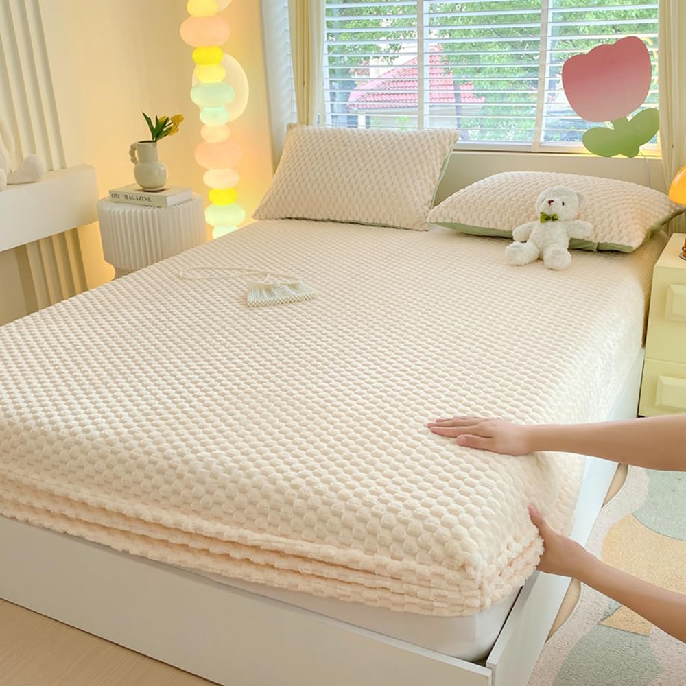 ZIQINPSQ Cozy Fleece Fitted Sheet Full Size - Ultra Soft Fuzzy Bed Sheets for Winter, Deep Pocket 15'' Velvet Plush Bottom Sheet Only (Anti-Static & Warm), Off White