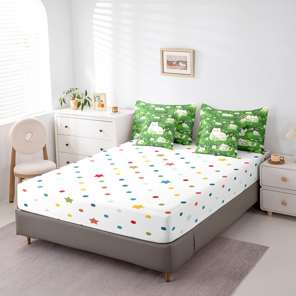 Erosebridal Cartoon Cat Bedding Set King Size, Cute Kitten Animals Comforter Set, Spring Lawn Flowers Kids Teens (Comforter+Fitted+Flat Sheet+2 Pillowcases+2 Throw Pillow Covers) 7 Pieces Bed Set