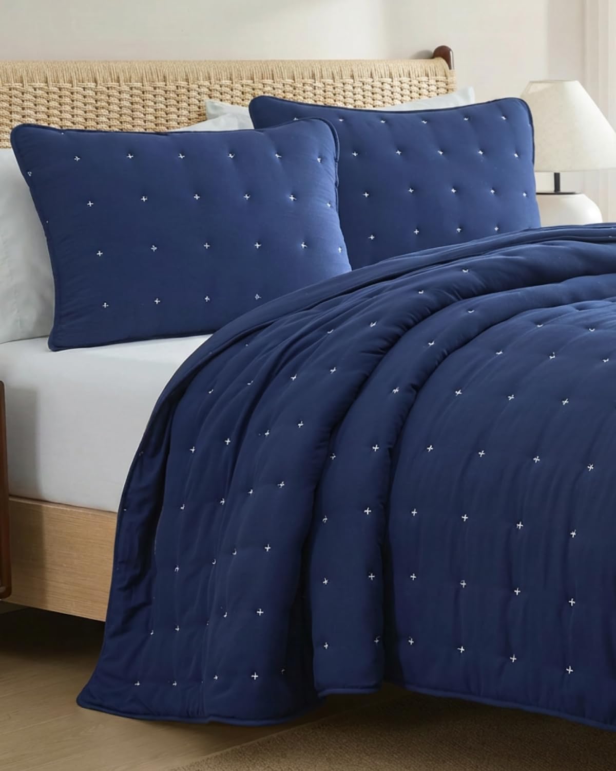 Quilts King Size - Bedspread for King Size - Lightweight Comforter Set - Quilt Bedding Set for All-Seasons - Ultra Soft, Breathable & Comfy - Summer Coverlet with 2 Pillow Shams - 106" x 96", Navy
