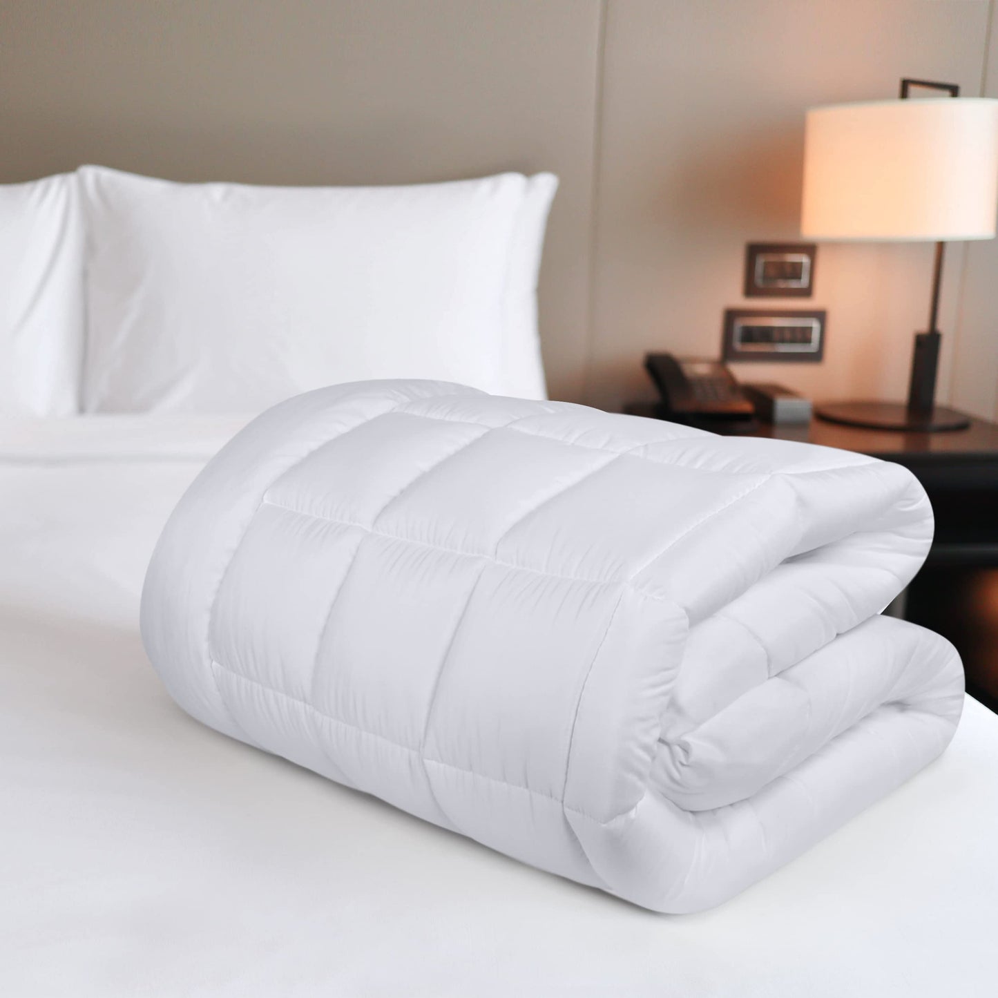 Utopia Bedding King Mattress Pad, Quilted Fitted Premium Mattress Protector, Deep Pocket Cover Stretches up to 16 Inches, Fluffy Pillow Topper (78x80 Inches, White)