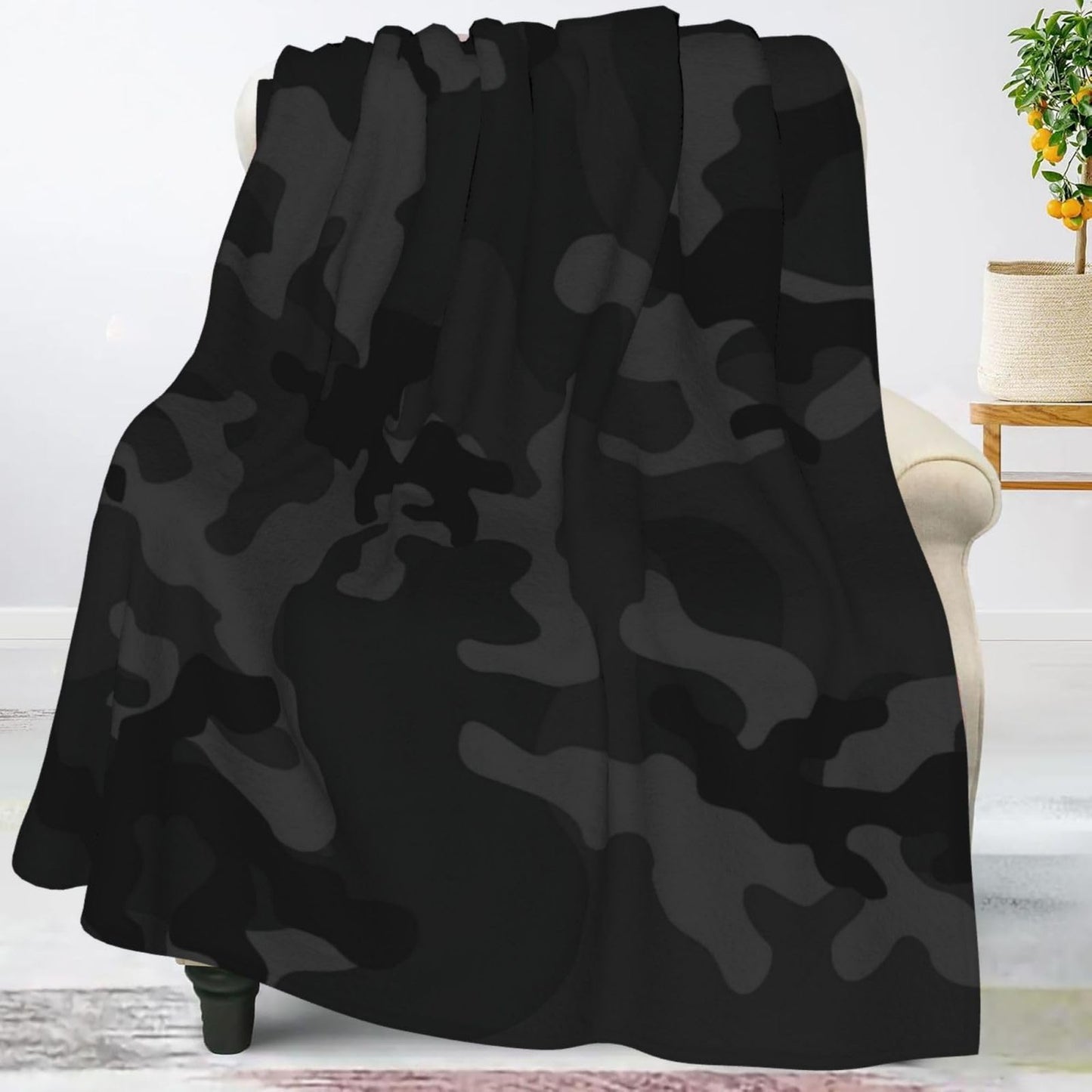 Perinsto Black and Grey Camouflage Throw Blanket Ultra Soft Warm All Season Military Camo Decorative Fleece Blankets for Bed Chair Car Sofa Couch Bedroom 60"X50"