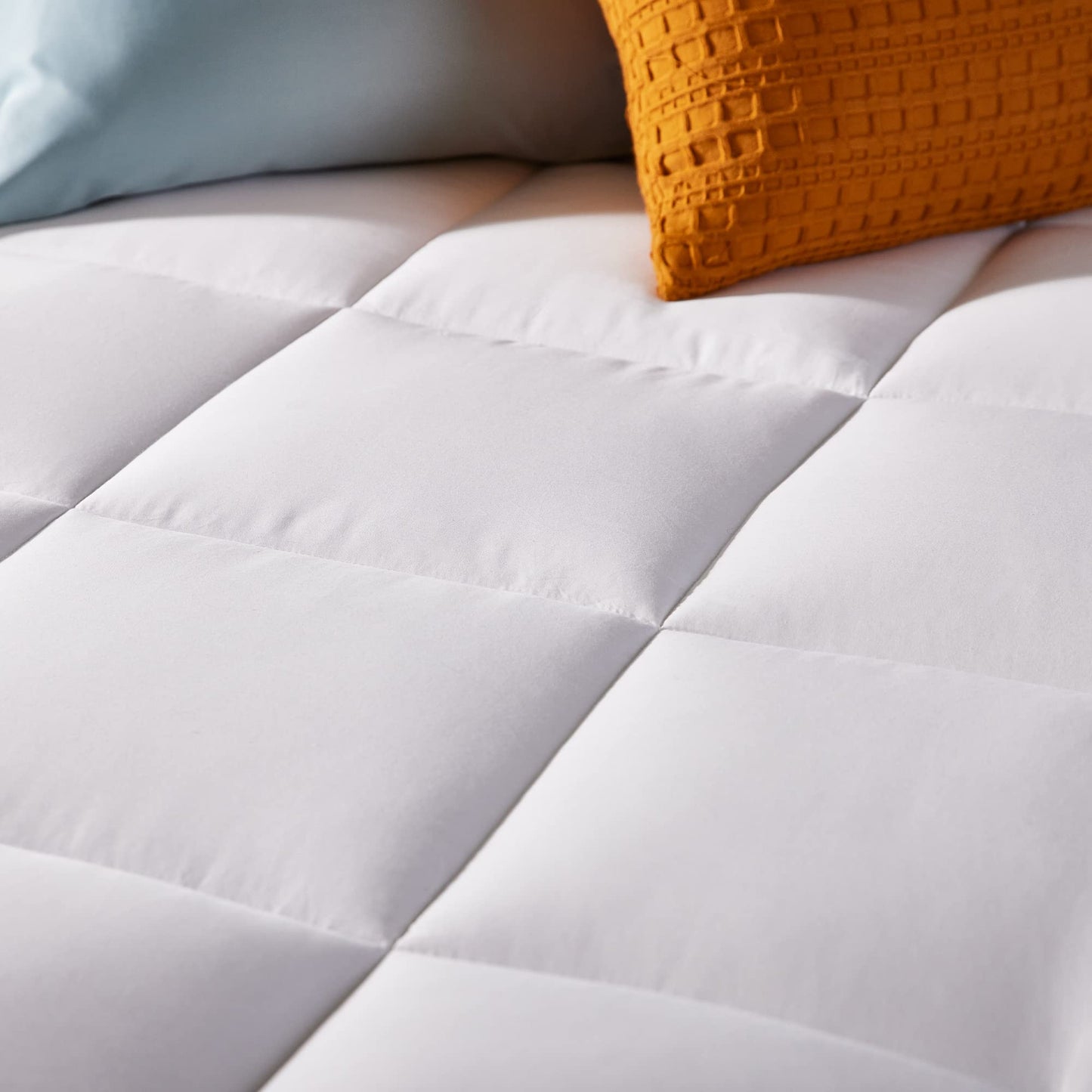 Sleep Innovations Dual Layer 4 Inch Memory Foam Mattress Topper, Queen Size, Medium Support, 2 Inch Cooling Gel Memory Foam Plus 2 Inch Pillow Top Cover