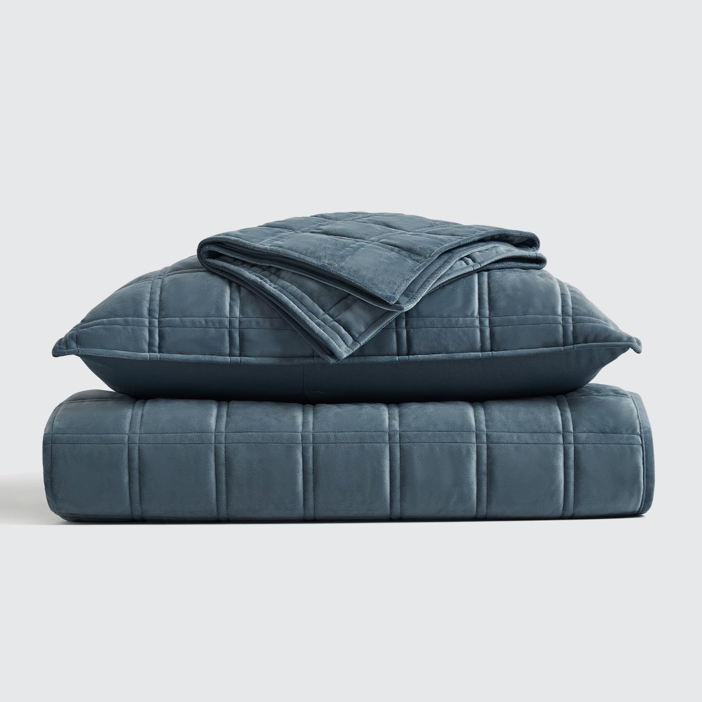 EVERGRACE 3 Pieces Luxurious Velvet Quilt King Size, Ultra Soft Bedspread Coverlet Set, Double Box Stitch Lightweight Velvet Comforter for All Season with 2 Shams, Stormy Blue, 108"x96"