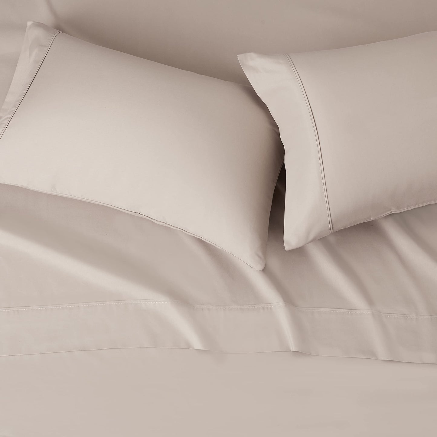 Amazon Basics Lightweight Super Soft Easy Care Wrinkle Free Breathable Microfiber 4 Piece Bed Sheet Set with 14-Inch Deep Pockets, Machine Washable, Brushed, King, Taupe, Solid