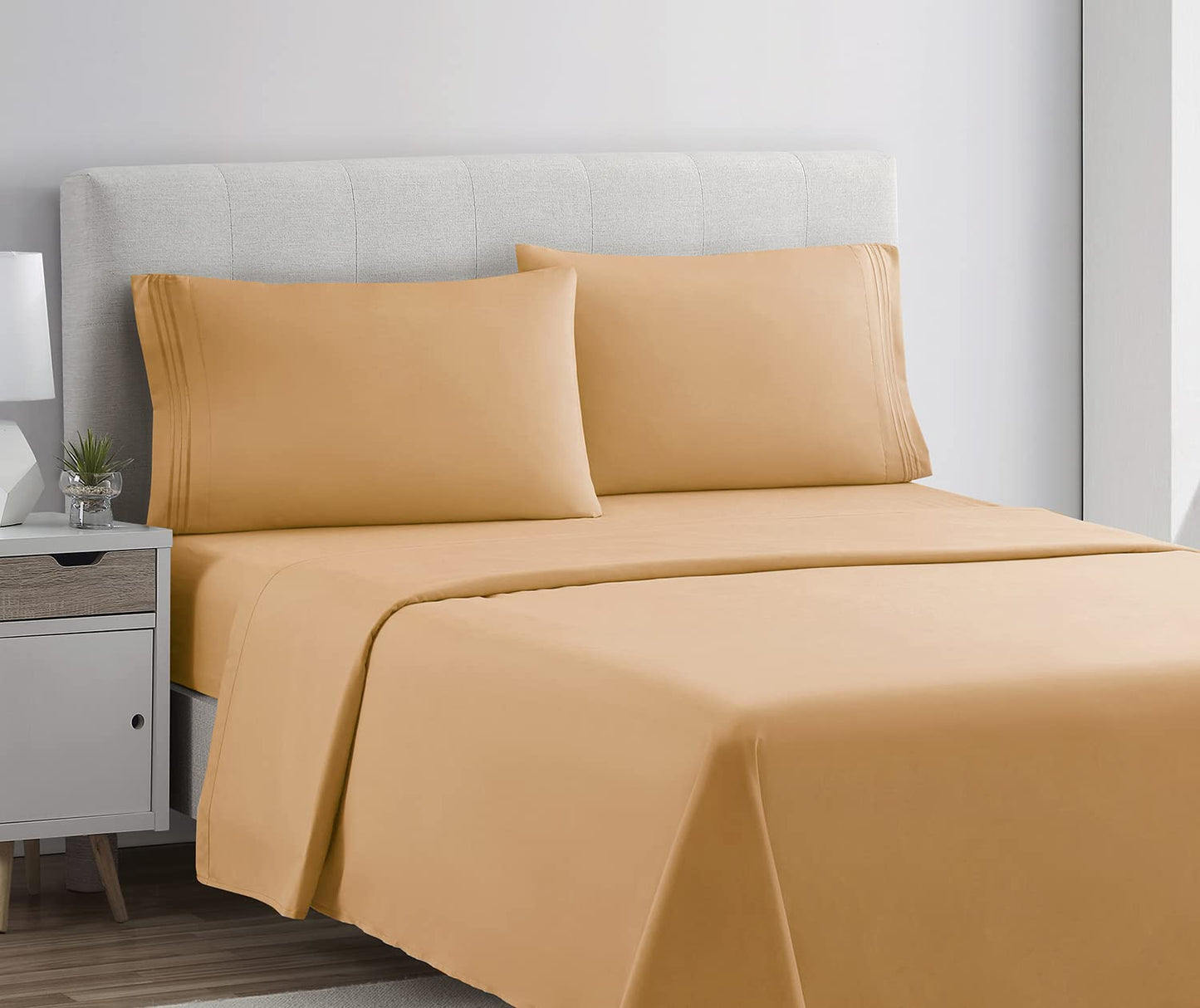 Clara Clark Bed Sheets, Premier 1800 Series 4 Piece Bed Sheet Set, Deep Pocket, Wrinkle, Fade, Stain Resistant, Luxury Soft Bedding Sheets & Pillowcases, Queen, Apricot Orange