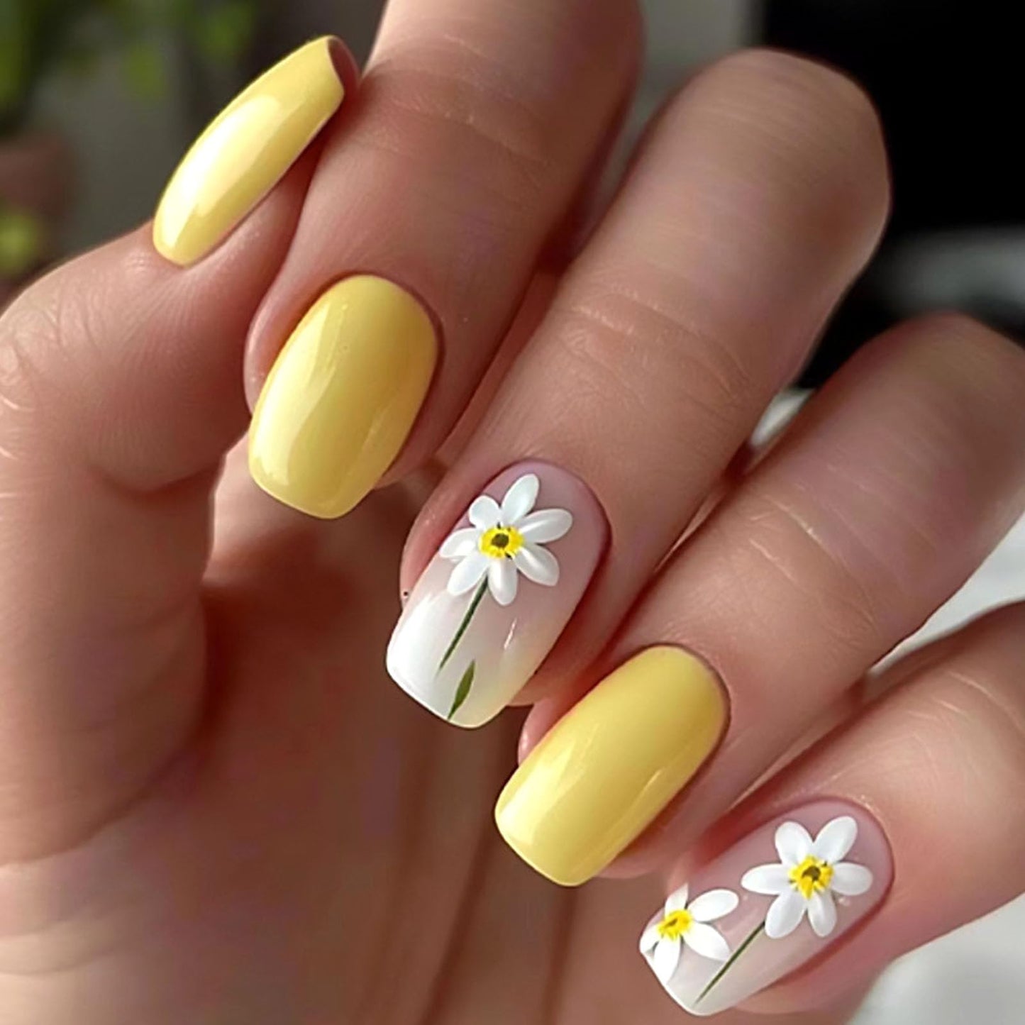 SRIMNUYY Medium Square Press-On False Nails, 24 Pcs, Yellow, Glossy, White Flower Design, Full Cover Acrylic Nails, ABS Plastic, Quick Wear, Full Well Tips
