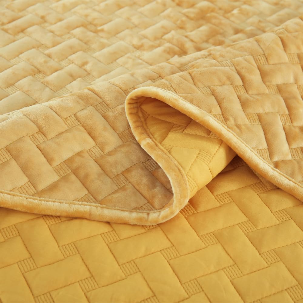 Liians Velvet Bedspread Quilt Bedding Sets,Luxury Elegant Ultra Soft Velvet Comforters Coverlet Blankets,Weave Stitching Pattern Cotton Quilted Bedspread for All Seasons,Yellow,King Size