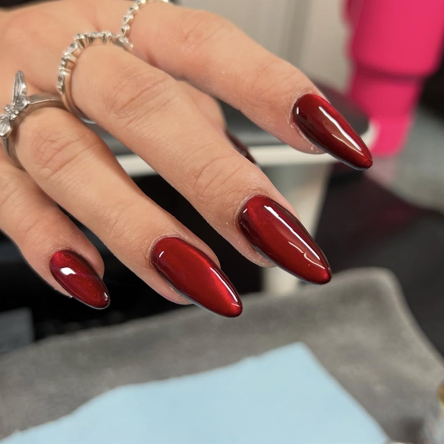 IMSOHOT Press on Nails Medium Almond Fake Nails Wine Red Cat's Eye Glue on Nails Full Cover Glossy Burgundy False Nails for Women 24Pcs Artificial Acrylic Nail Supplies