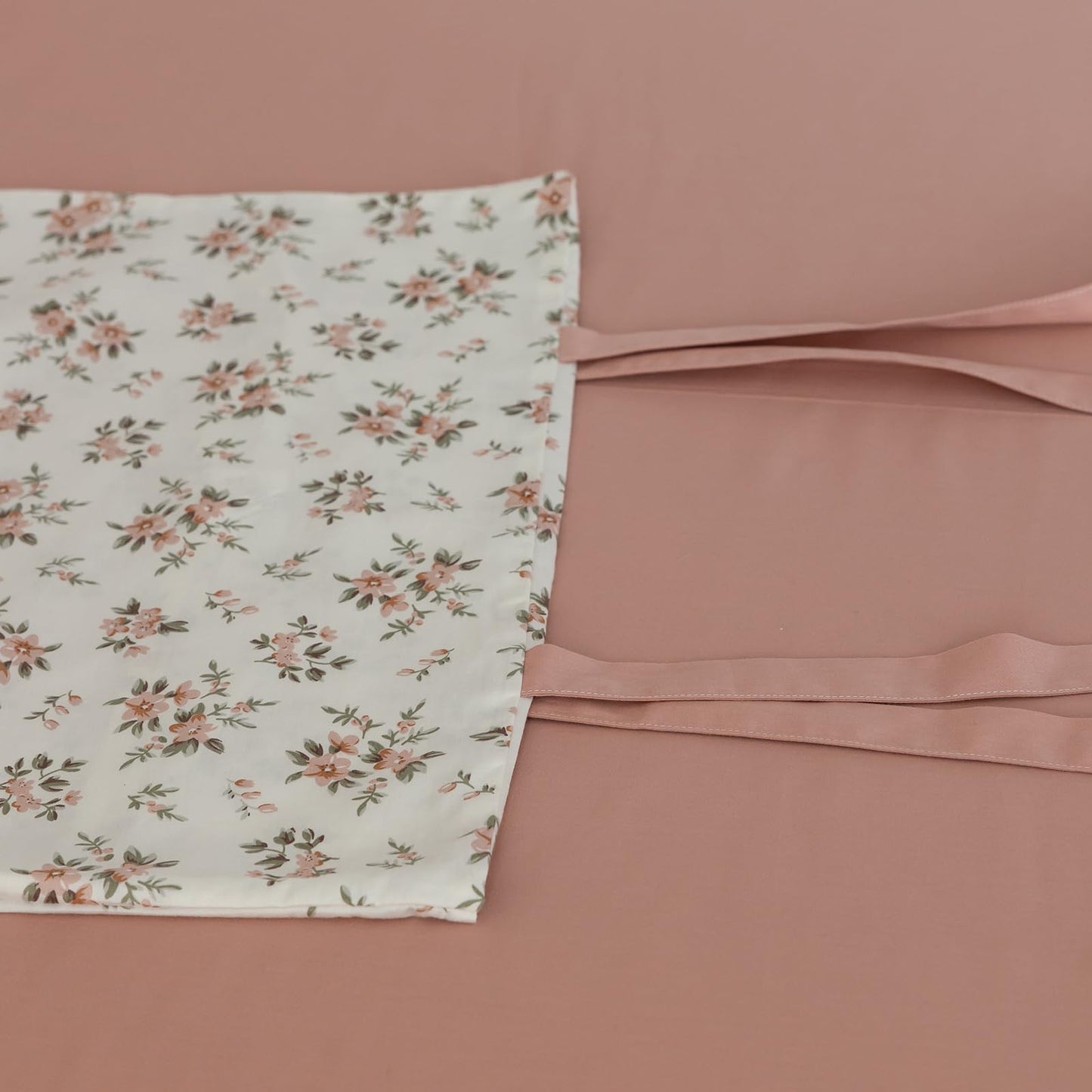 mixinni Soft Aesthetic Cotton Blush Flower Pattern 2 Piece King Size Bow Tie Pillow Cases 20 x 36 Inches Set of 2