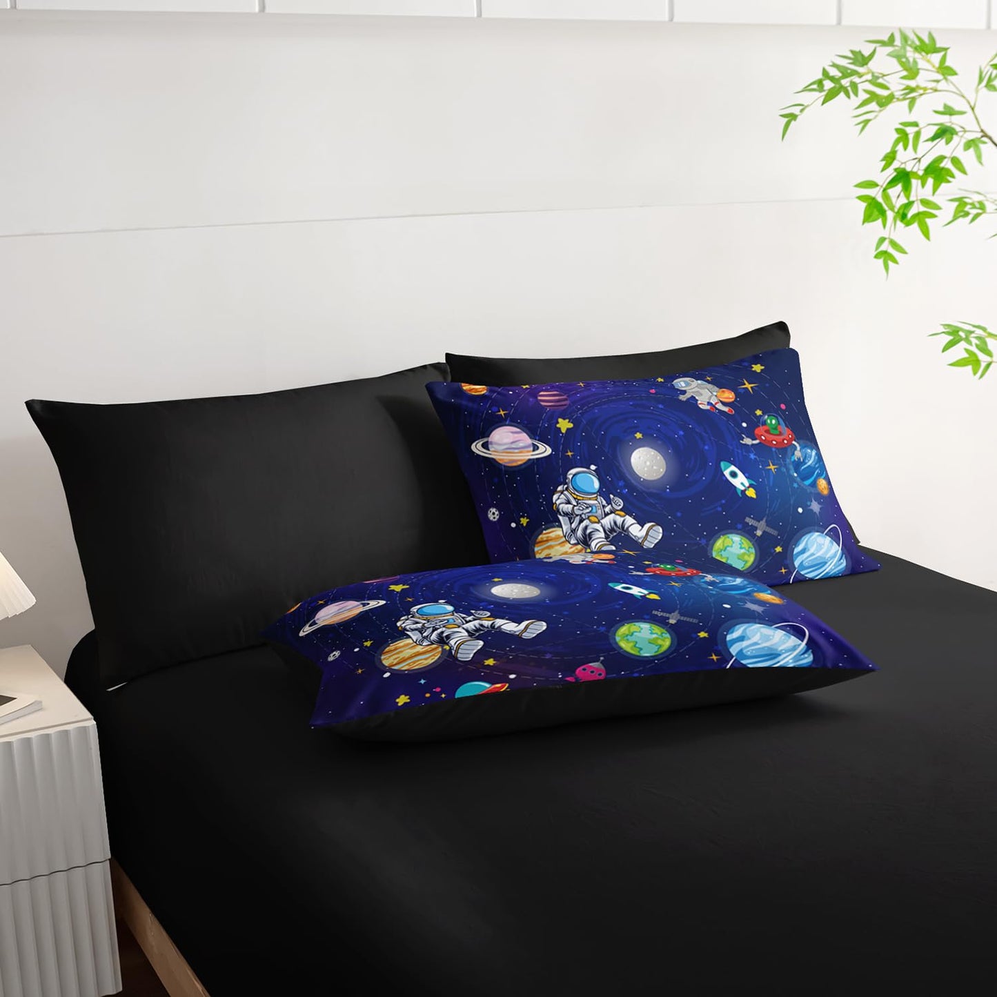 AILONEN Cute Astronaut Comforter Set Full Size,7-Piece Outer Space Planet Rocket Bed in a Bag,Comforter & Fitted Sheet with Flat Sheet & 2 Pillowcases,2 Pillow Cases for Bedroom,Soft Microfiber