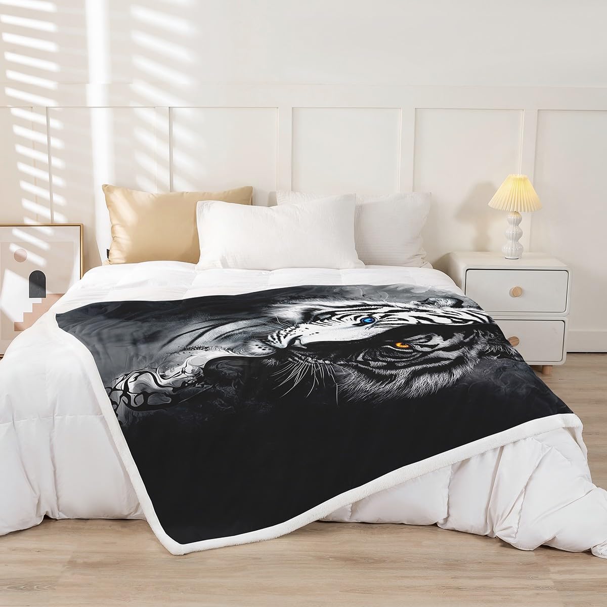 Erosebridal Tiger Fleece Blanket Twin Size African Safari Animal Sherpa Blanket Black and White Stripes Fuzzy Plush Throw 3D Wildlife Decor for Sofa Couch for Boys Adult Men Women