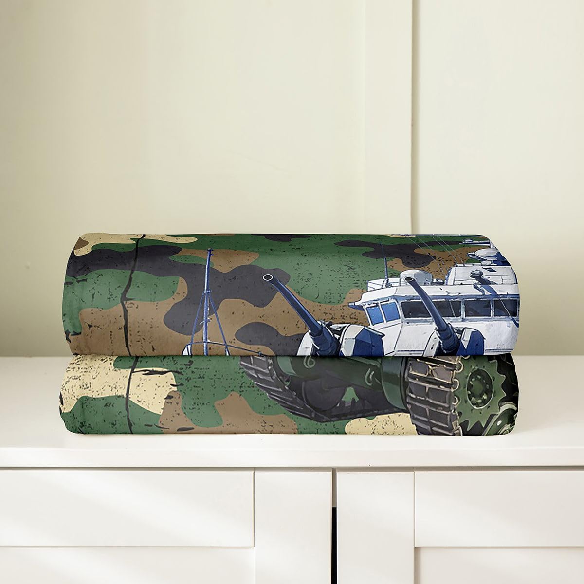 Feelyou Army Camouflage Fleece Throw Blanket,All Season Military Aircraft Print Bed Blanket Ship Tank Camouflage Flannel Fuzzy Blanket for Bed Sofa Couch,Bedroom Decor Plush Blanket 40"x50"