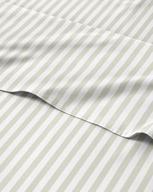 Striped Sheets - Grey Striped Sheets - 1 Flat & 1 Fitted & 2 Pillowcases w/ Deep Pockets – Comfy, Wrinkle & Fade Free - Ultra-Soft, Breathable & Cooling – Luxury Pinstripe Bedding - Full Size Bed Set