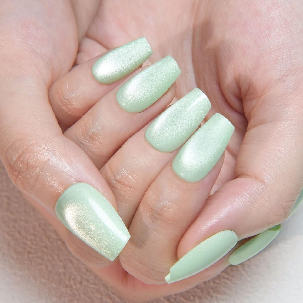 evpct Light Green Cat Eye Coffin Press on Nails Square Medium, Medium Square Stick on Nail for Women, Pale Green Metallic Glitter Glossy Reusable Summer Soft Gel Press on Acrylic Fake Nail with Design