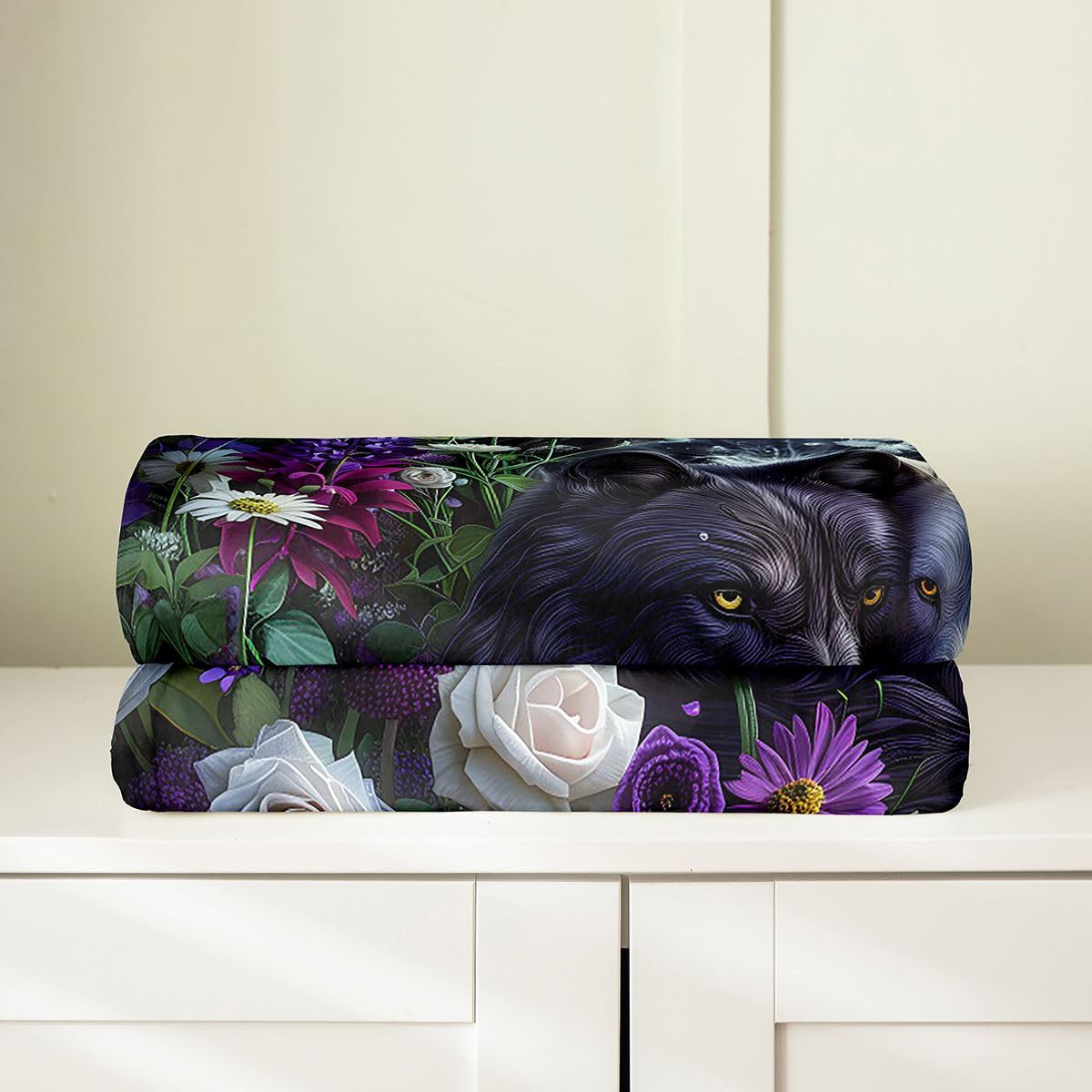 Feelyou Wolf Fleece Throw Blanket Halloween Themed Flannel Blanket Plush Fuzzy Trick or Treat for Bed Couch Chair Living Room Wolves Howling 40"x50" Purple Black and White Bedroom Decor
