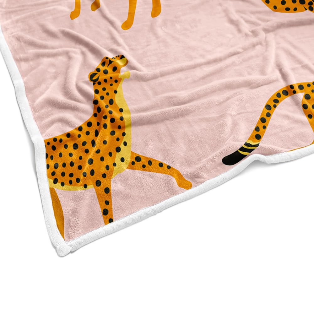 Uokiuki Boho Leopard Throw Blankets, Tropical Animal Cheetah Cozy Warm Bed Couch Blanket, Pink White Fleece Flannel Throws to Decorate the Room and Bedroom