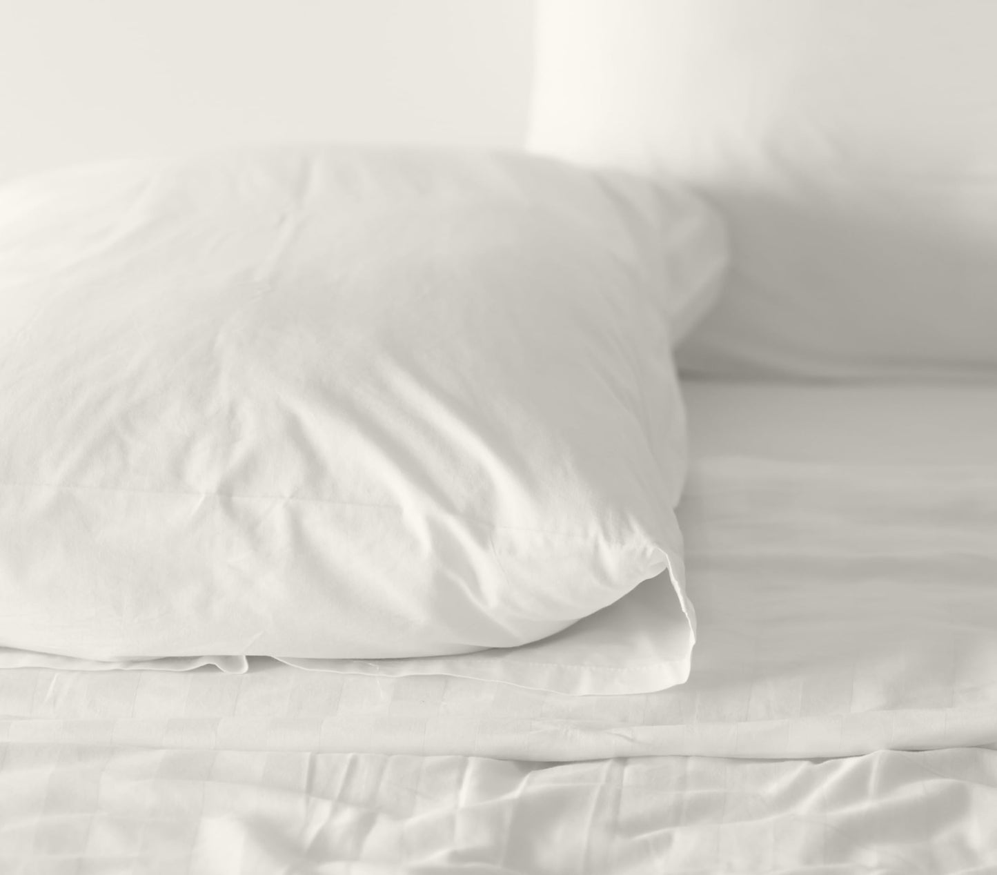 RUVANTI 100% Cotton Percale Sheets Queen Size – Crisp Cooling Bed Sheets for Hot Sleepers, Deep Pocket 16”, Soft Breathable & Durable Hotel-Style 4 Piece Set, Ivory