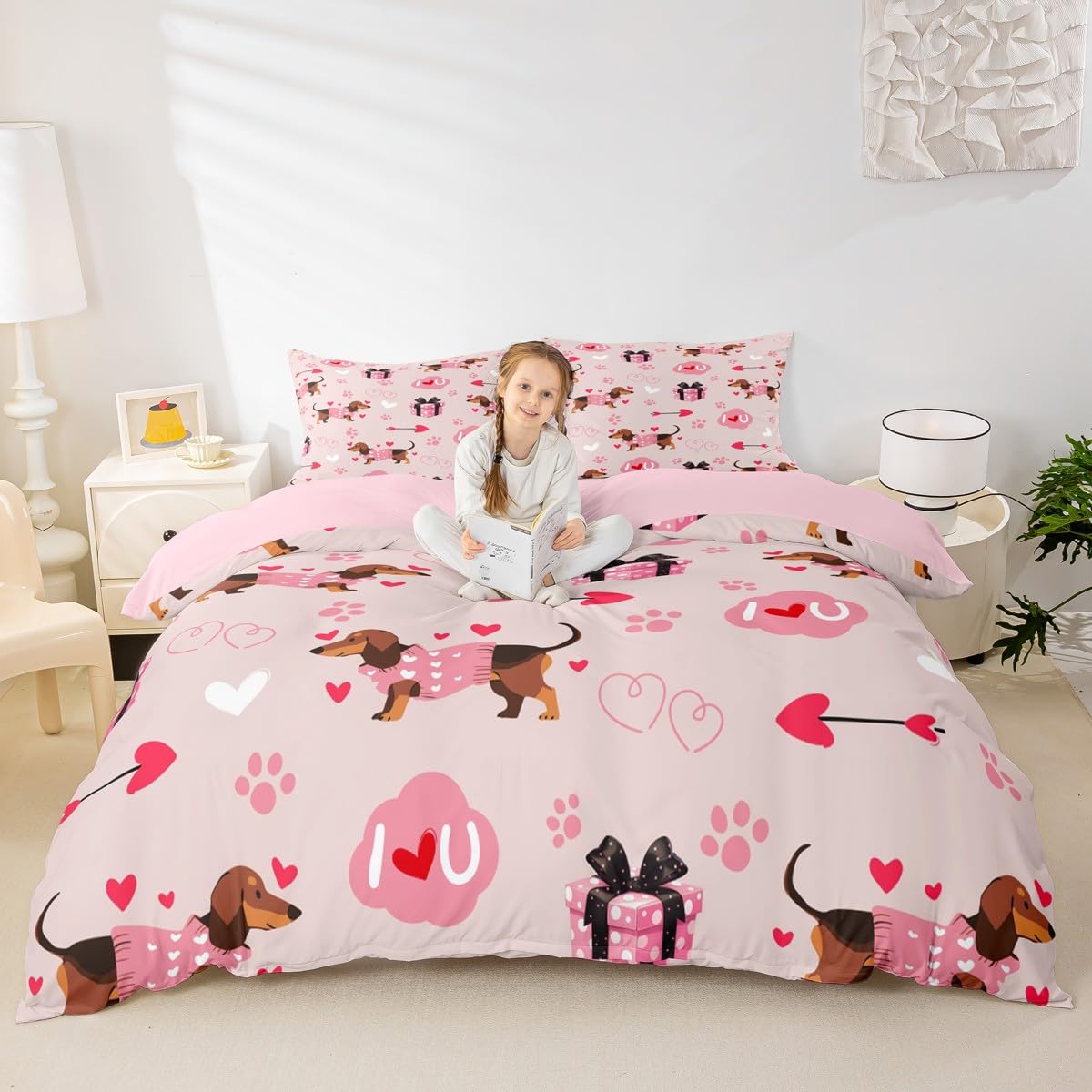 Cute Dachshund Bedding Sets King Size,Valentine's Day Duvet Cover Set 3Pcs for Kids Girls Boys Adult Room Decor,Pink Love Heart Print Comforter Cover Romantic Dog Paw Quilt Cover,2 Pillowcases
