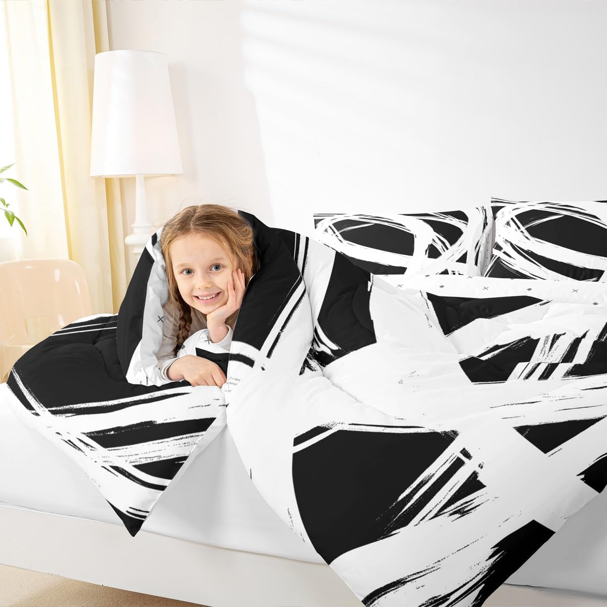 Erosebridal White and Black Abstarct Queen Comforter Set for Adult Women Men, Geometric Striped Bedding Set for Minimalists,Graffiti Aesthetic Lines Quilt,Contemporary Boho Modern Art Duvet Insert