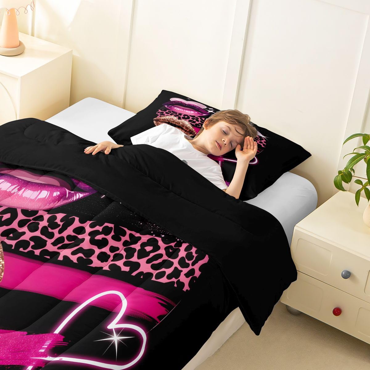 Erosebridal Black Pink Lip Comforter Set Pink Leopard Twin Bedding Sets for Girls Teen Boys Lips Print Comforter Romantic Girly Quilt