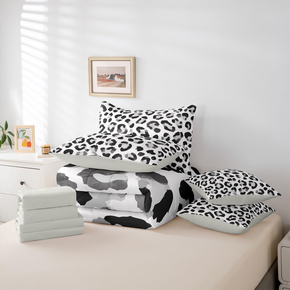 Erosebridal 7 Pcs Comforter Set King Size,Leopard Print Wild Animal Bedding Set for Kids and Adults,Black Grey White African Cheetah Wildlife Bed Sheet Sets with Fitted Sheet Pillowcases & Shams