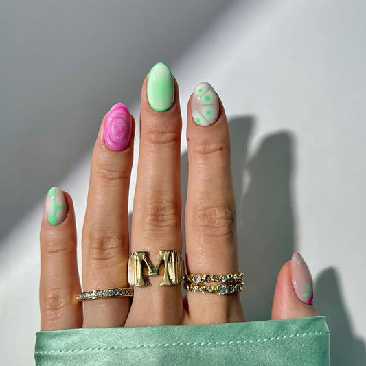 Green Press On Nails Short Almond Fake Nails Acrylic Nails Press Ons Full Cover Glue On Nail Artificial Glossy False Nails With Leaf Designs Green Stick On Nail For Women Girls 24Pcs