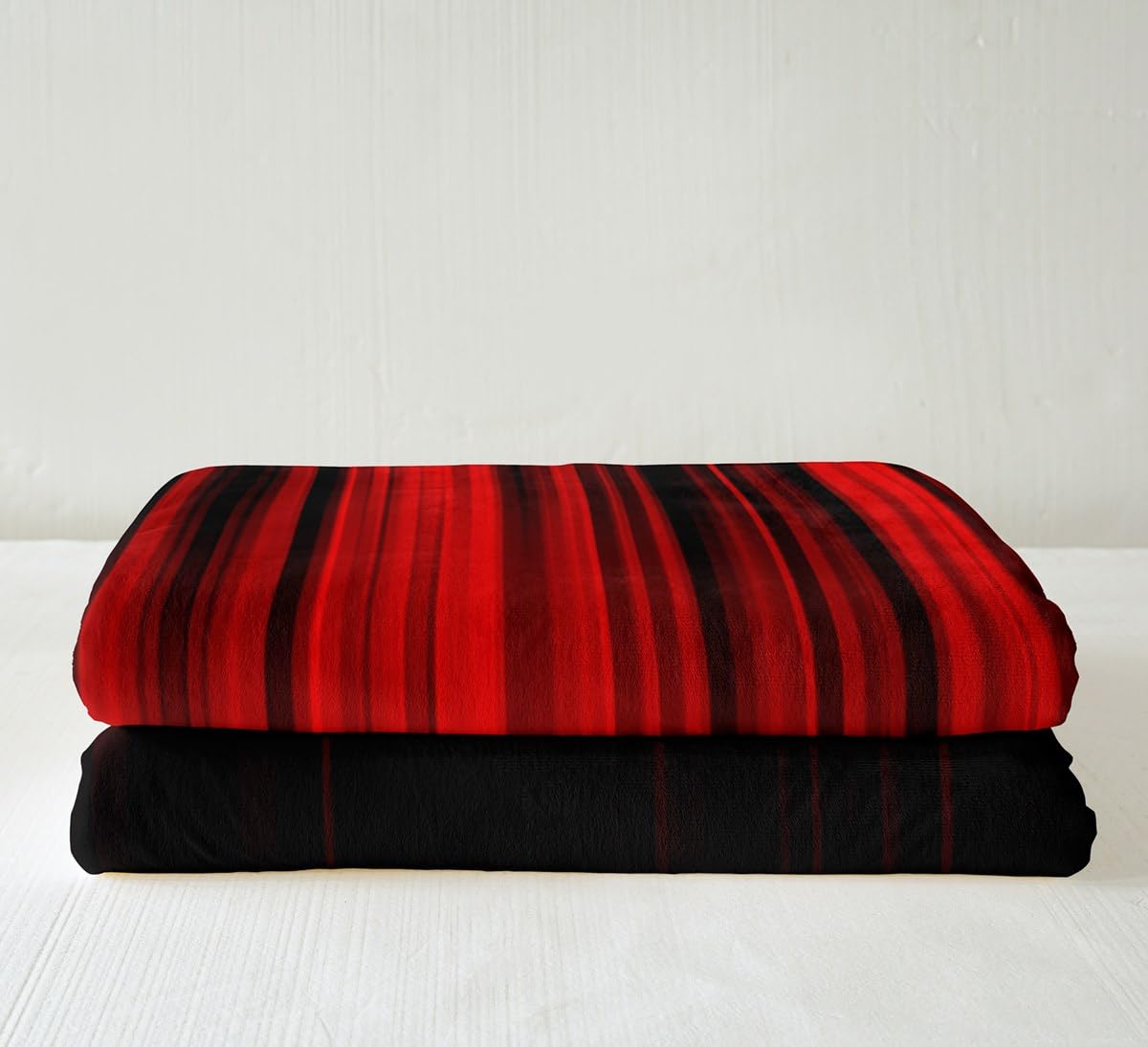 Feelyou Abstract Ombre Fleece Throw Blanket Throw 50"x60" Kids Red and Black Striped Plush Blanket for Bed Sofa Couch Boys Girls Teens Modern Fashion Sherpa Blanket Geometric Stripes Fuzzy Blanket