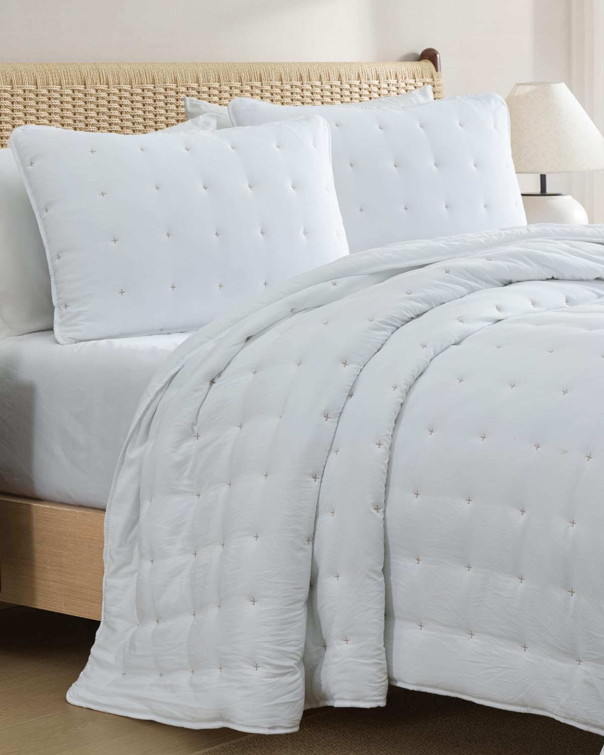 Quilts Queen Size - Bedspread for Queen Size - Lightweight Comforter Set - Quilt Bedding Set for All-Seasons - Ultra Soft, Breathable & Comfy - Summer Coverlet with 2 Pillow Shams - 90" x 96", White