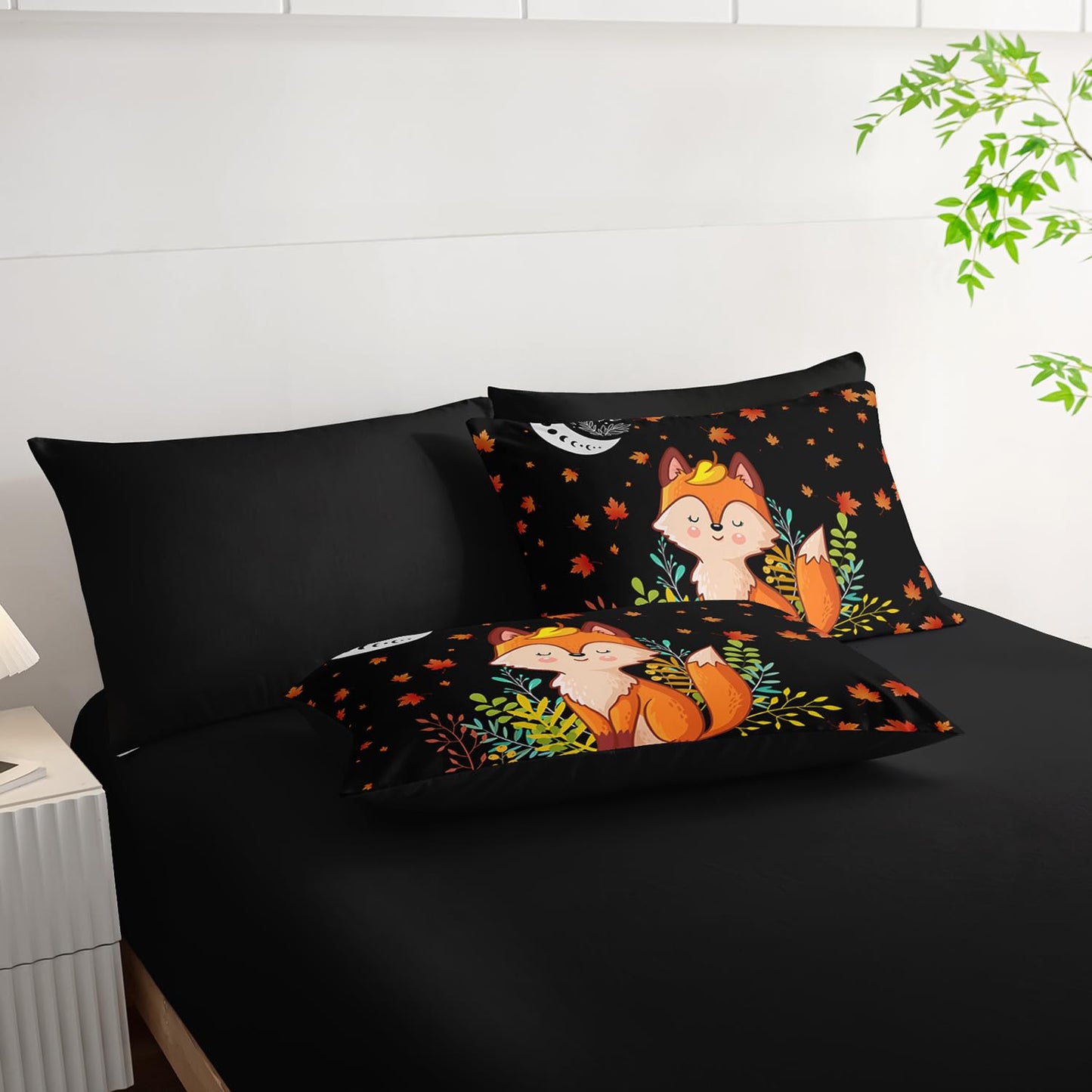 XYNHML Cartoon Fox Comforter Set 7Pcs Cute Fox Bedding Set for Kid Boy Girl Adult Moon Plants Leaves Printed Quilt Set Twin with 2 Sheets,2 Pillowcases,2 Throw Pillow Covers